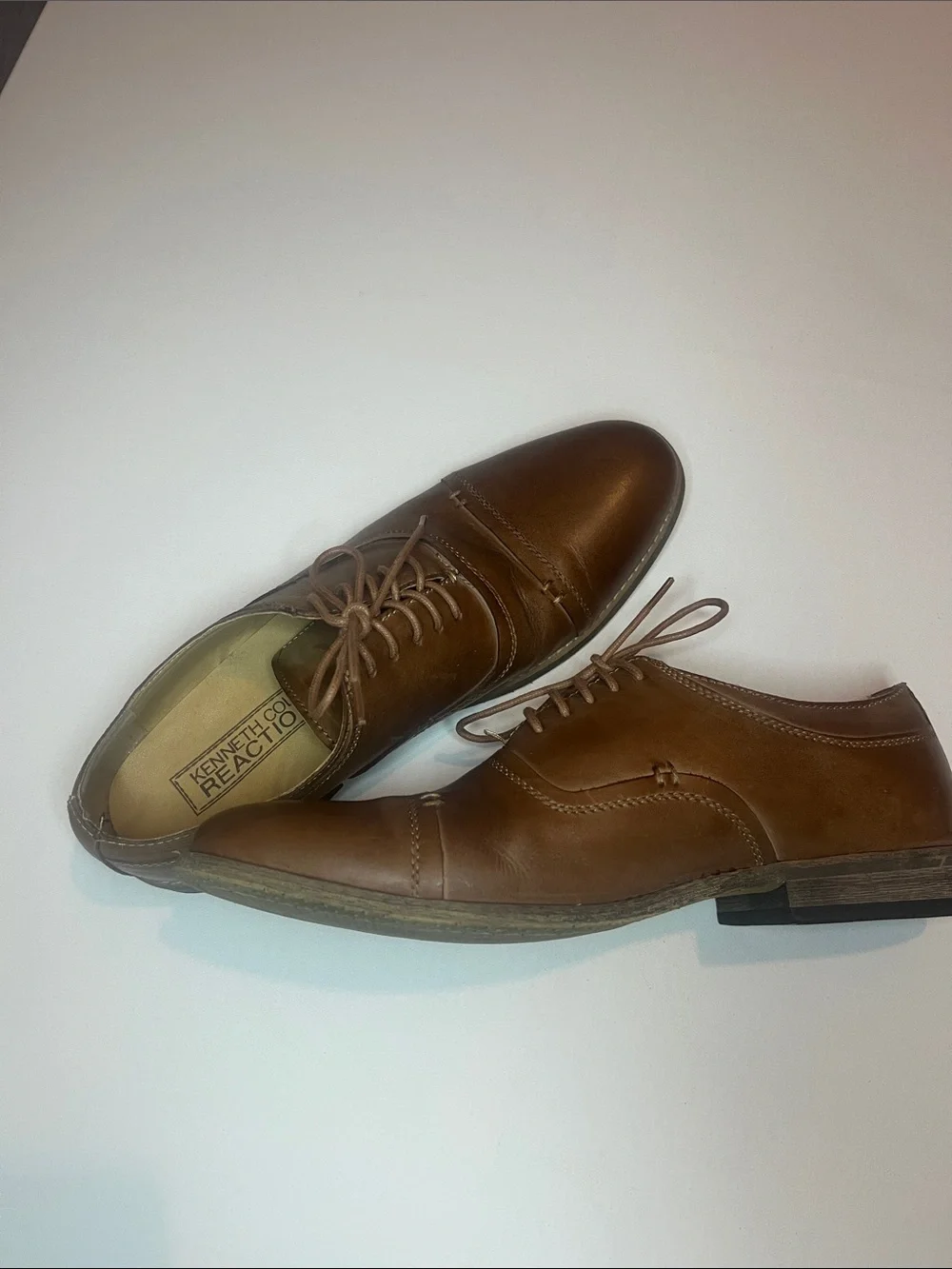 Kenneth Cole Reaction Men's Cognac Brown Leather Oxford Dress Shoes, size 8.5 M